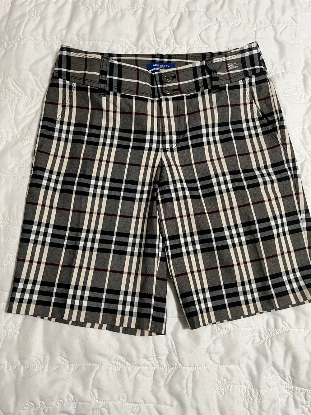 Burberry Women's Plaid Shorts in Beige, Black, White and Red
